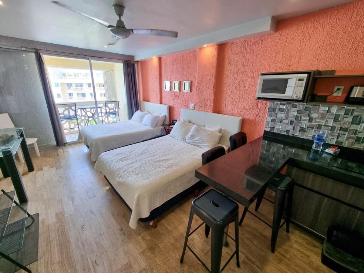 Cancun Plaza Condo Mexico Exterior photo